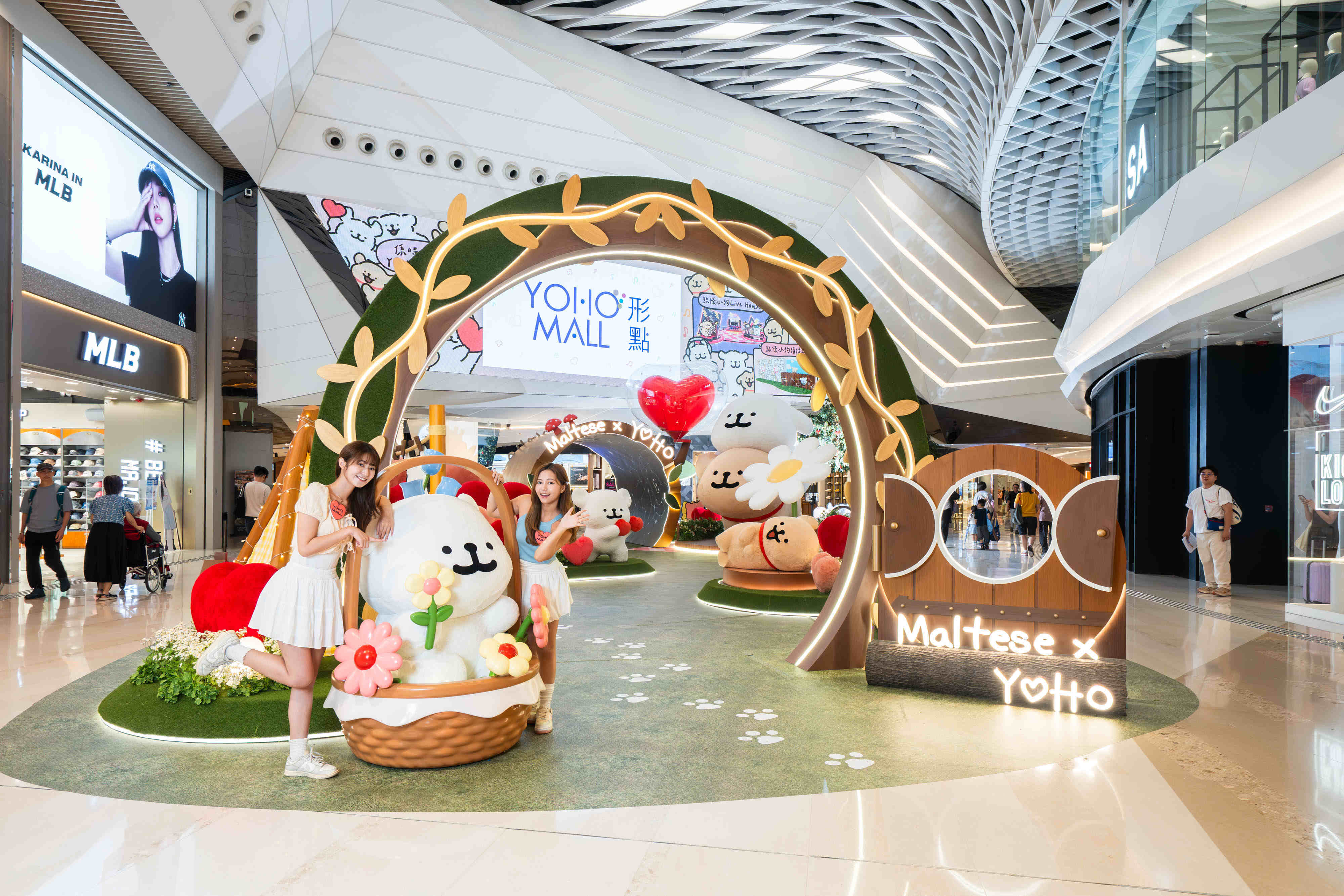 With Model_YOHO MALL I 「Chill無憂部落」8大打卡位.jpg