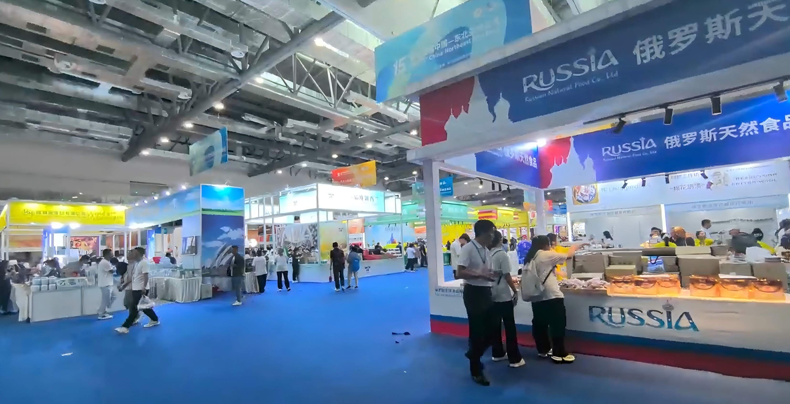 圖說三：走進第十五屆中國—東北亞博覽會展館.jpg