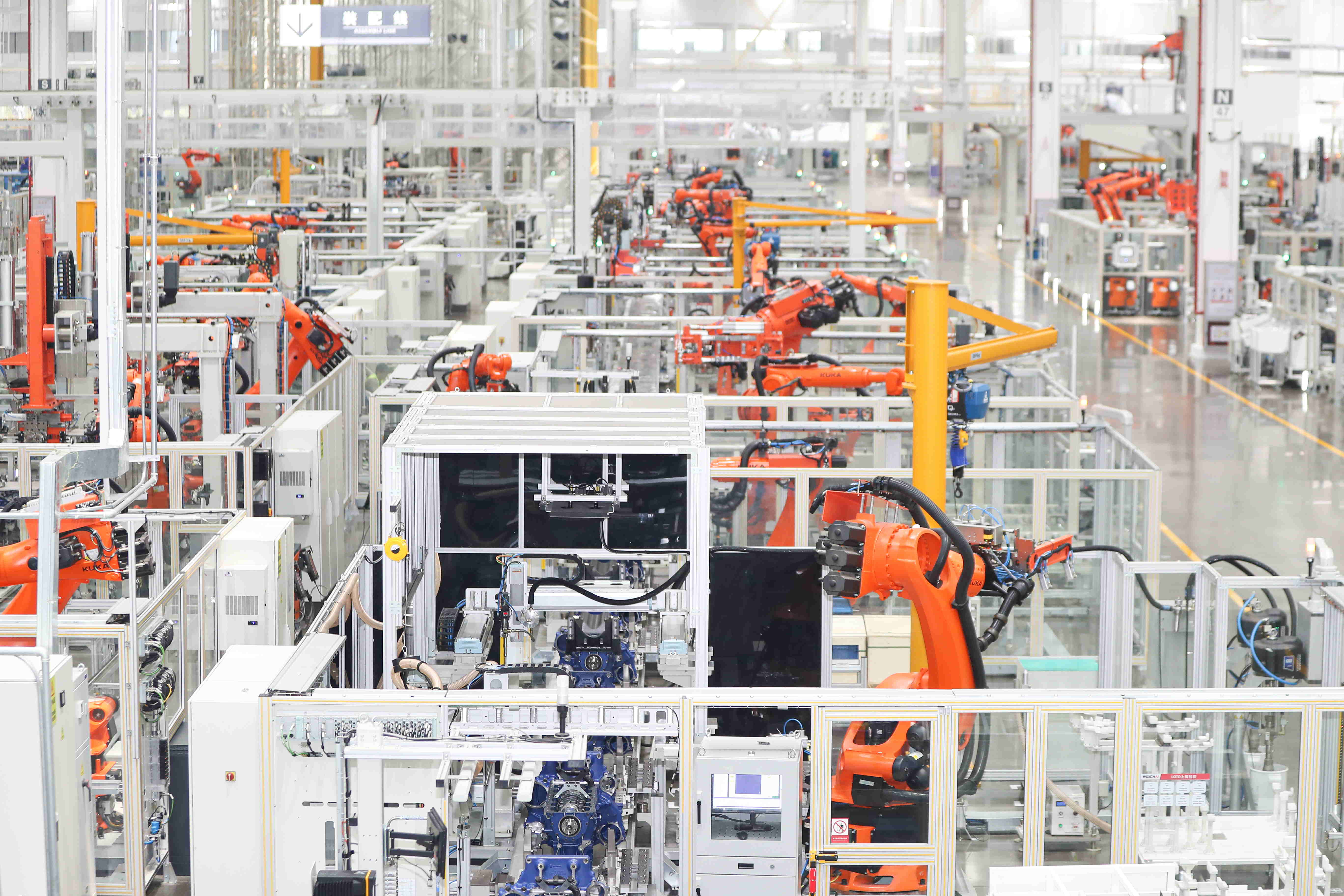 濰柴高端發動機數字化工廠 (2)_看圖王.jpg