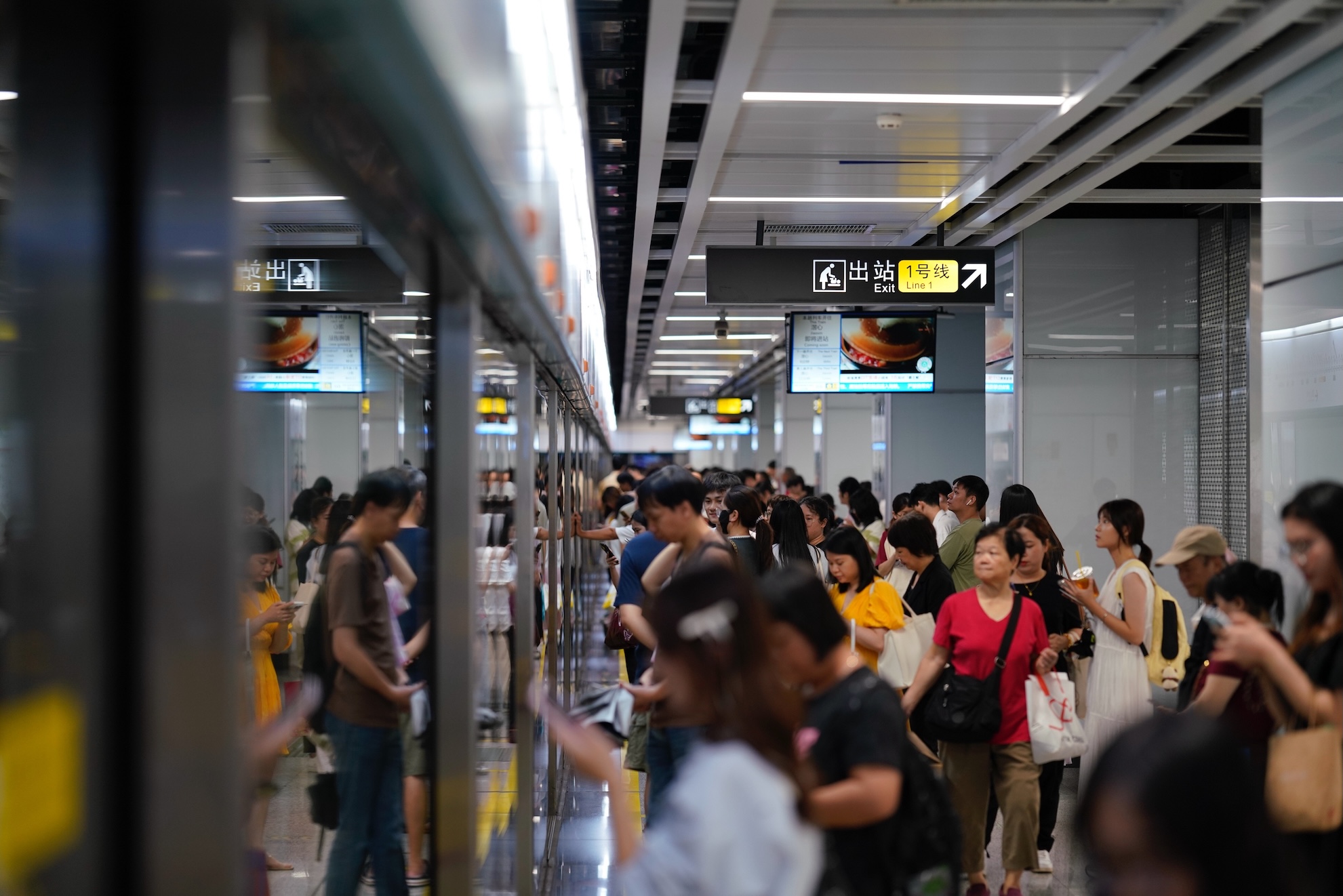 廣州地鐵客流 袁彥昌攝 (2).jpg