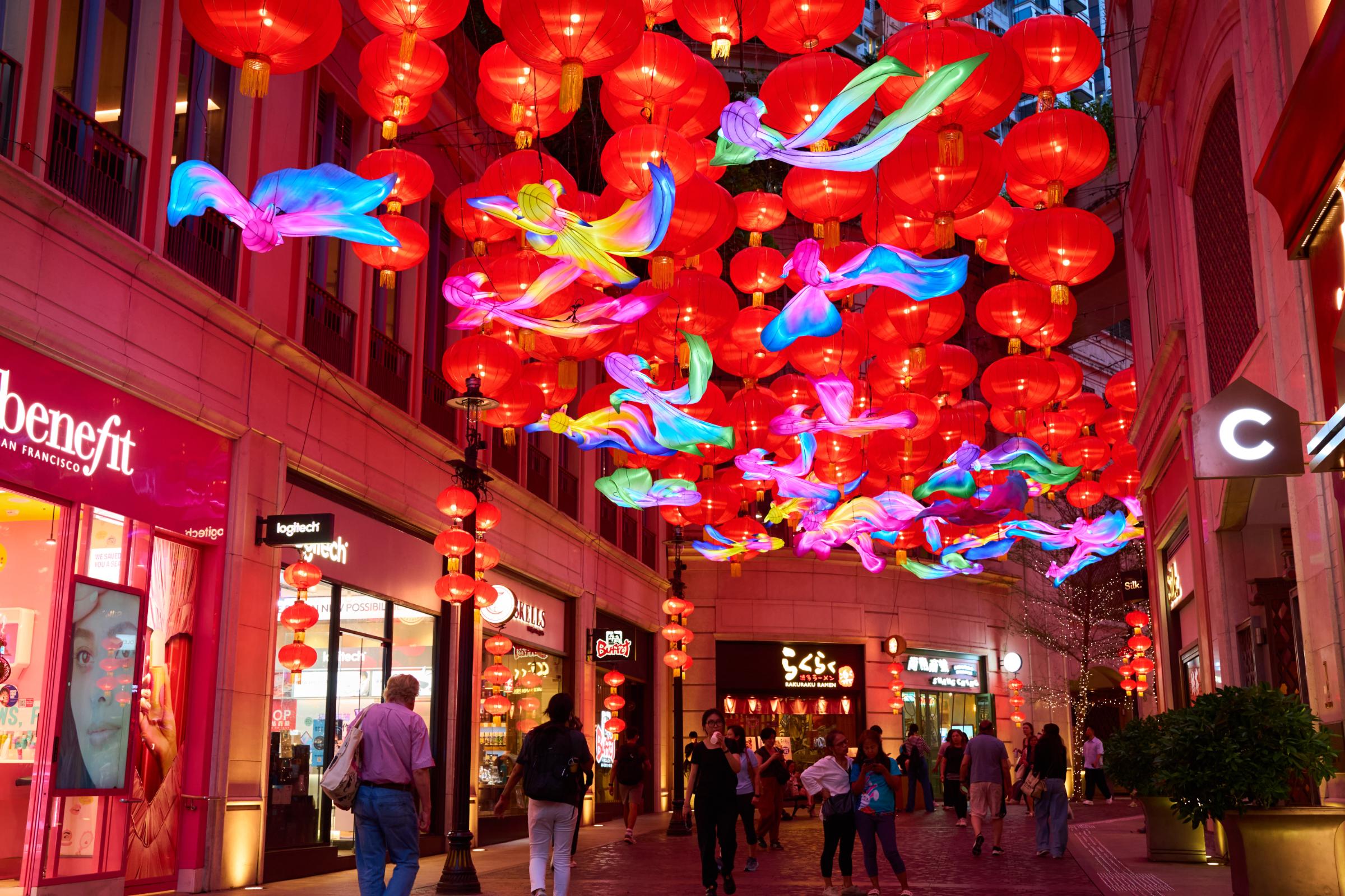 逾800盞傳統及金魚花燈浪漫飛舞 點亮灣仔.jpg