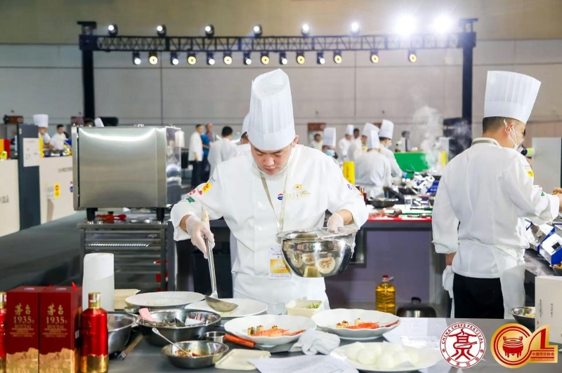 圖片2：比賽現場，各國選手們各顯神通，傳承經典，在融合創新中展現中餐的當代魅力.jpg