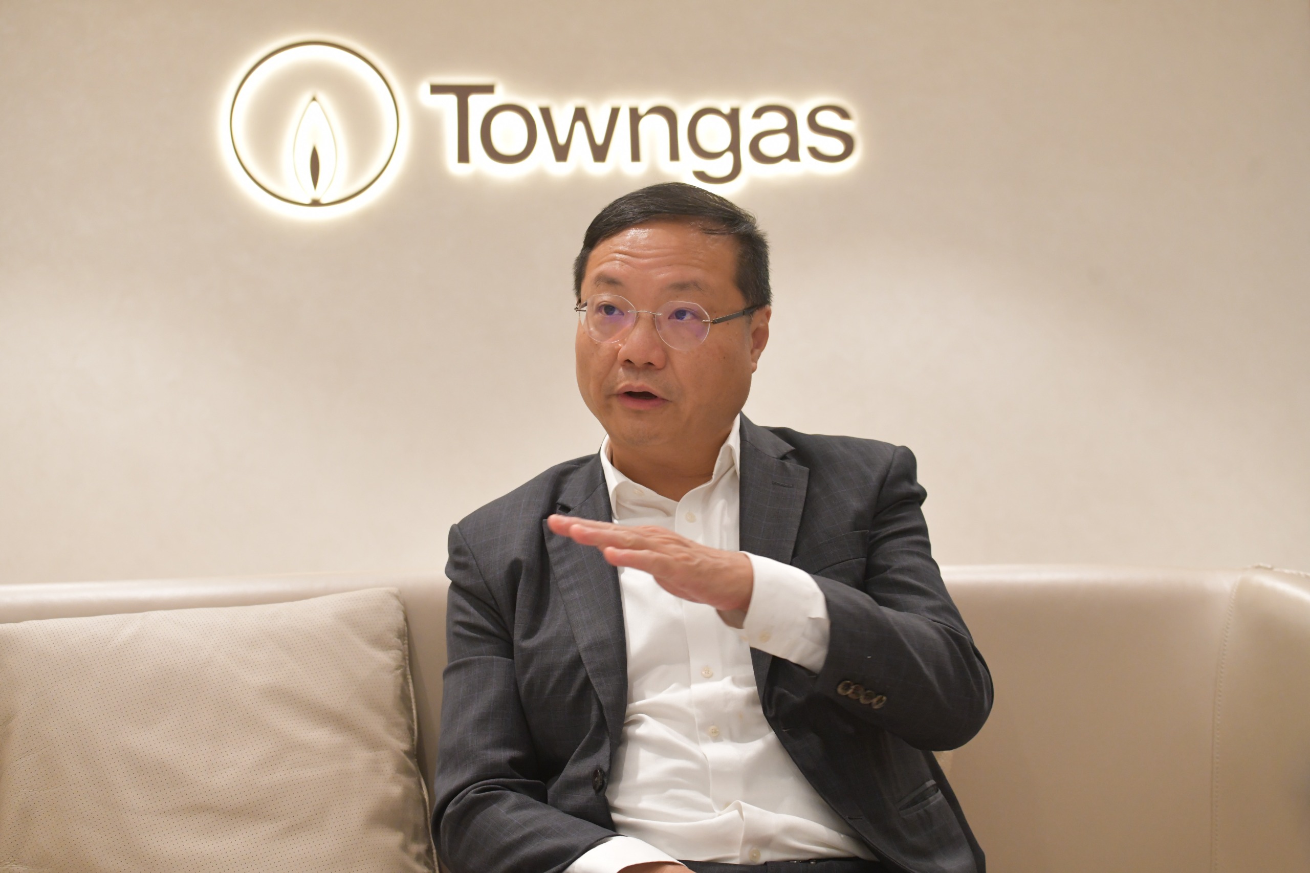 WhatsApp Image 2025-10-27 at 18.44.05.jpeg