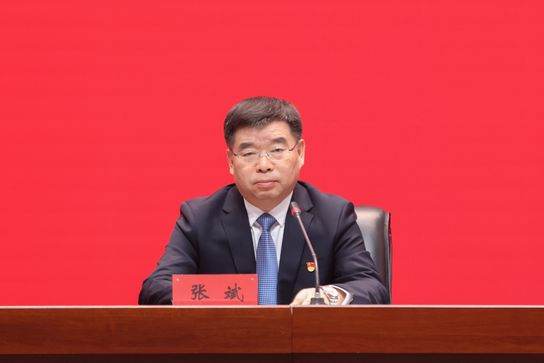 张斌.jpg
